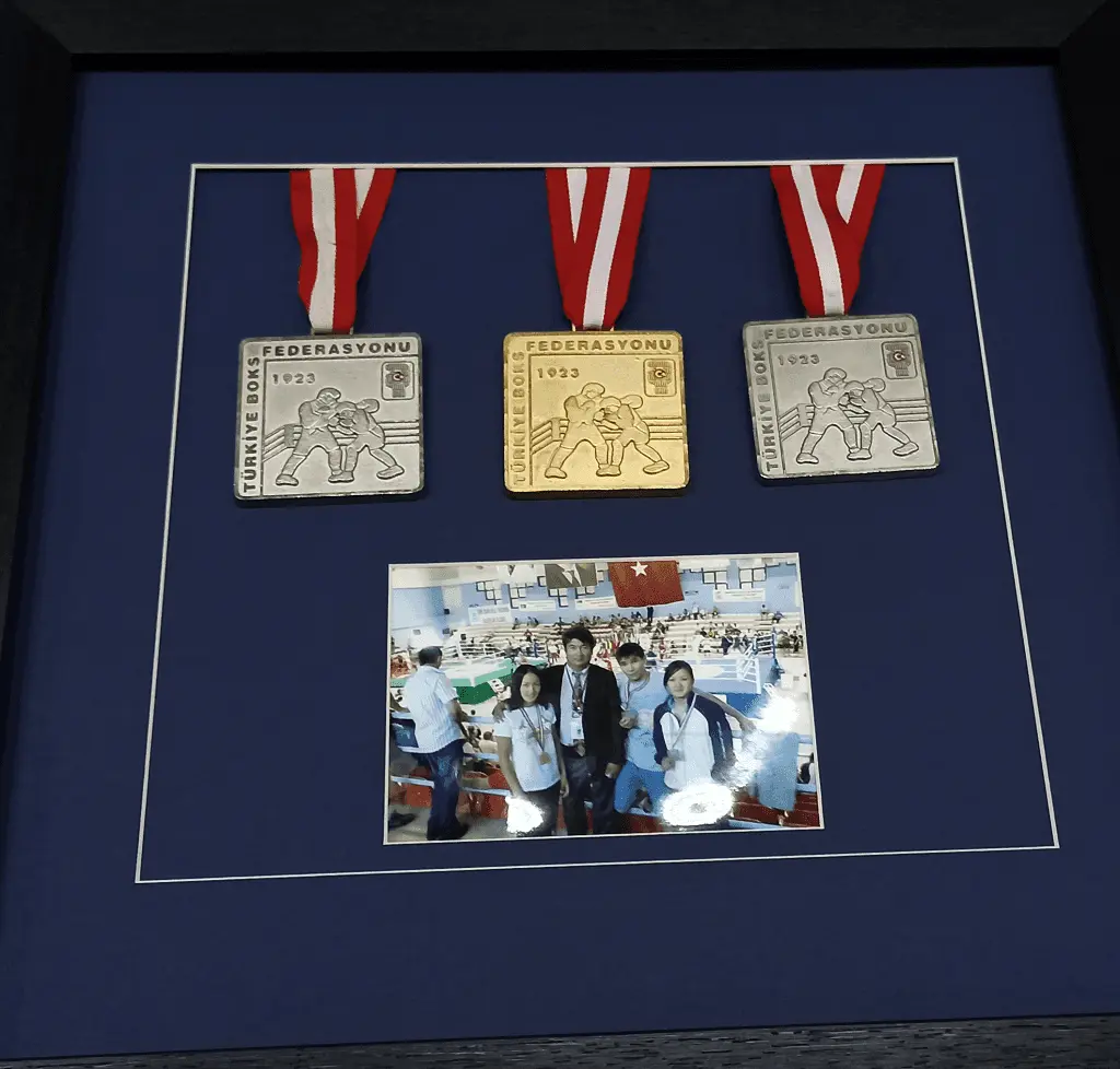 Оформление медалей в рамку